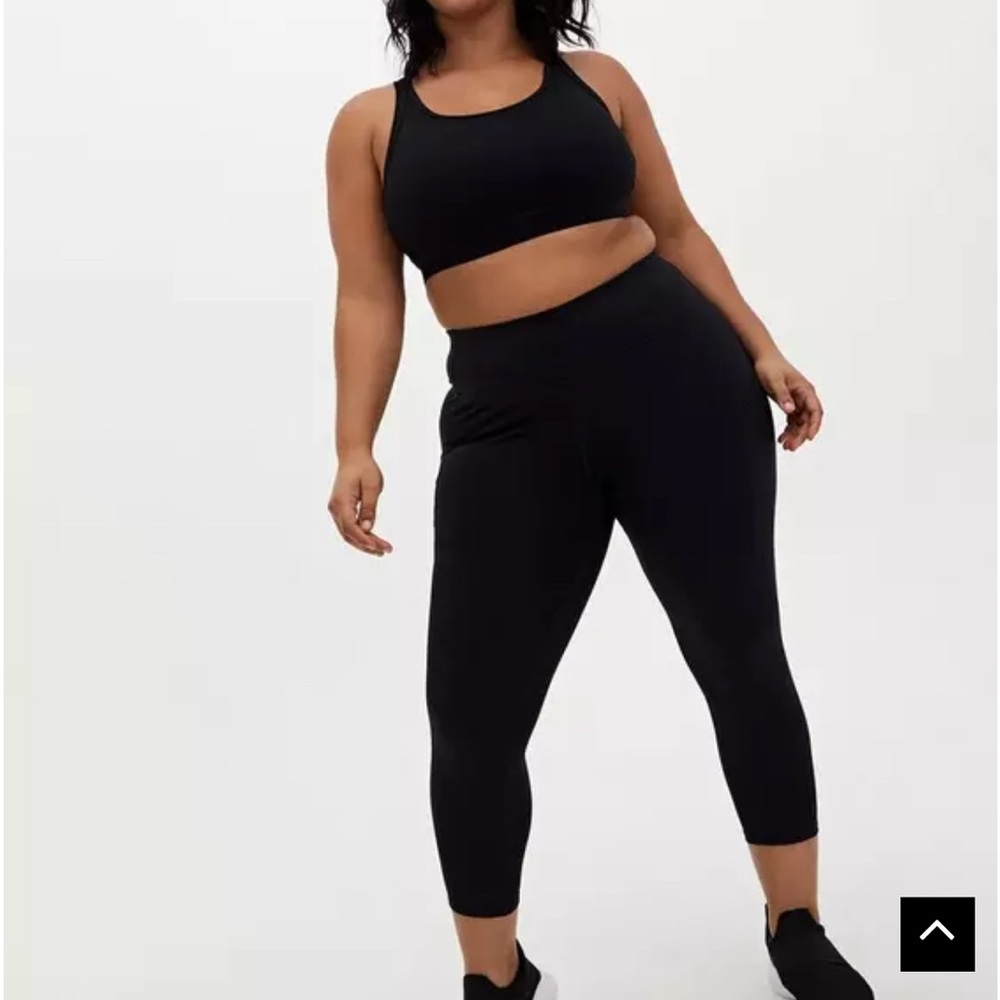 Torrid Performance Lite Crop Active Legging